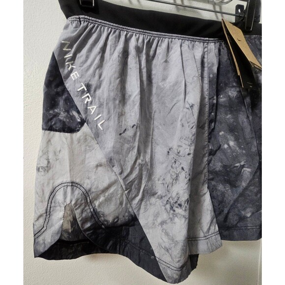 Nike Trail Repel Women's Mid-Rise 3" Brief-Lined Running Shorts Size Medium - Picture 2 of 8
